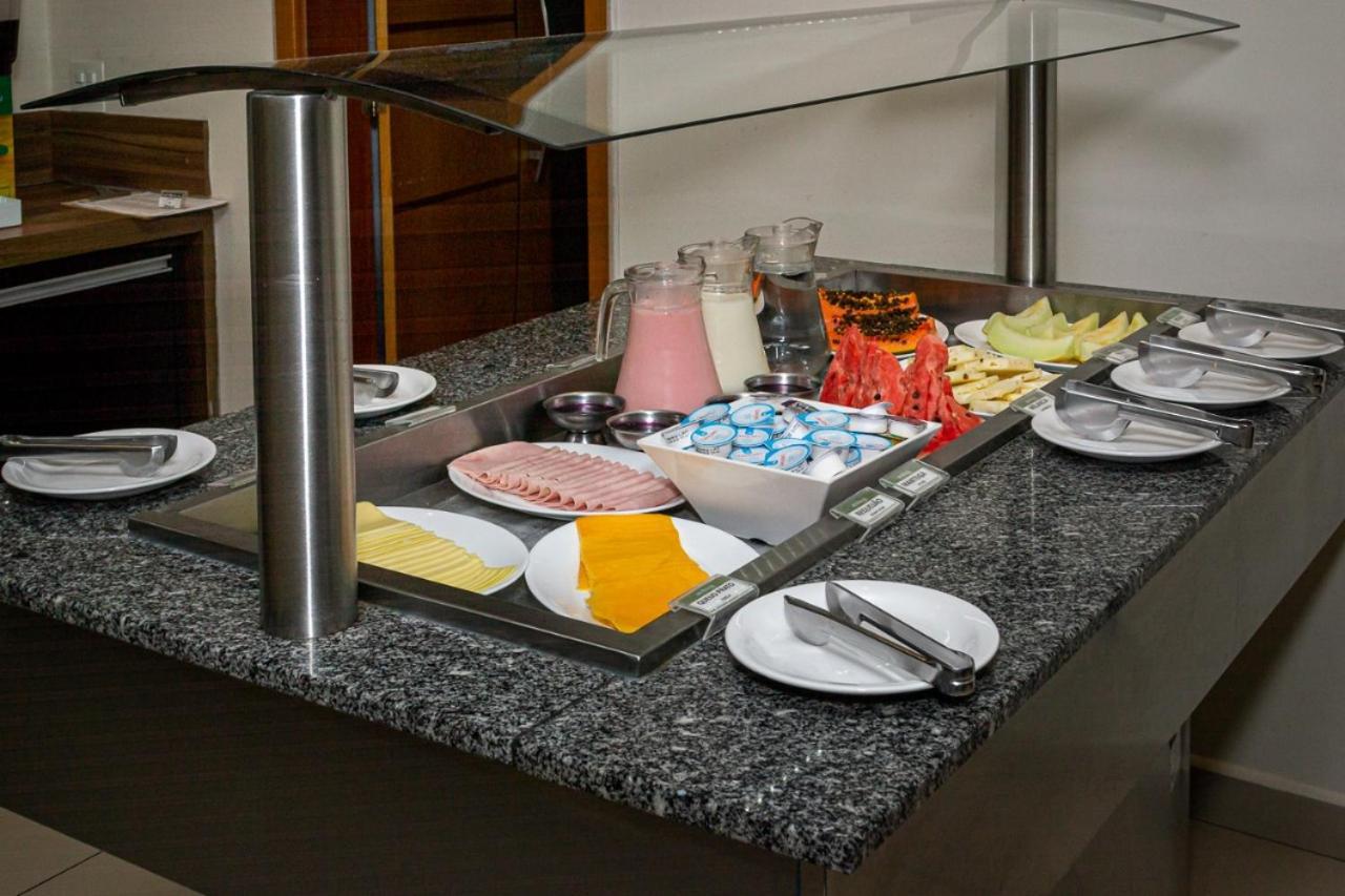 Hotel Malibu Inn Кампинас Экстерьер фото