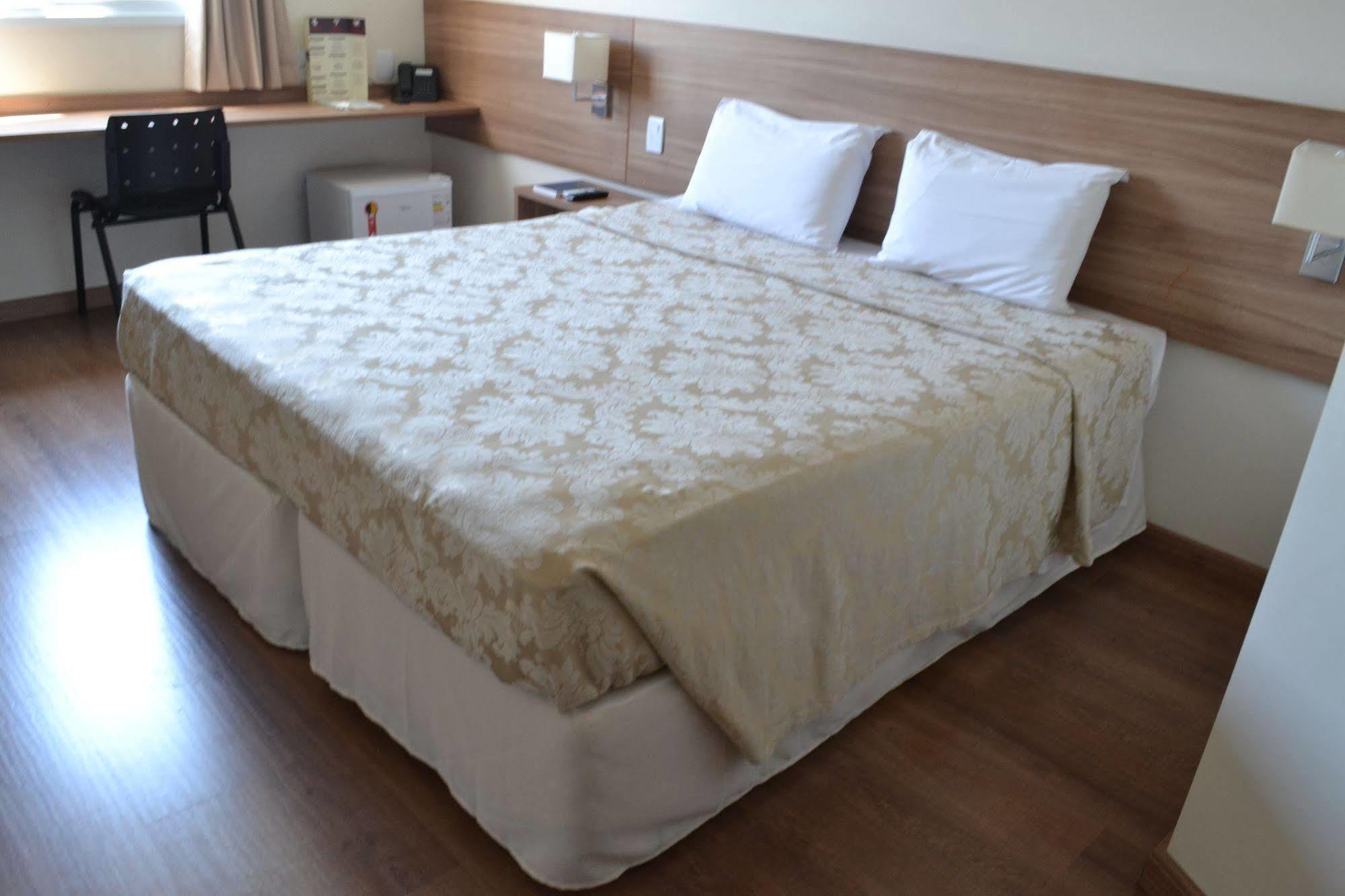 Hotel Malibu Inn Кампинас Экстерьер фото